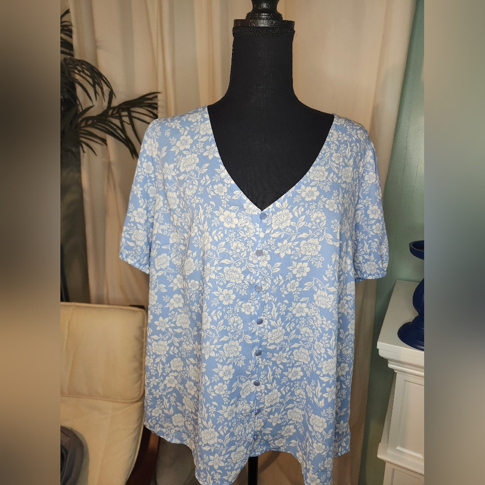 LUSH-Giselle puffed Sleeve Blouse